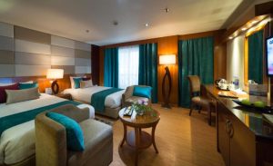 Esmeralda – Triple Cabin